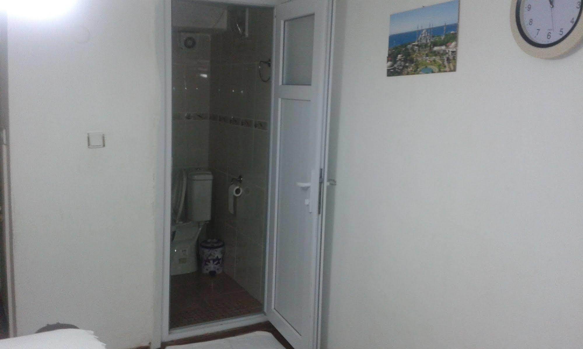 איסטמבול Bereket Traveler Hotel מראה חיצוני תמונה